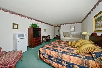 Hotel Canadas Best Value Inn & Suites Parry Sound