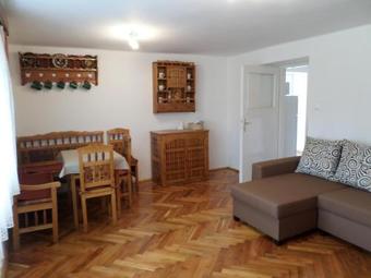Apartamento Szabadid? Vend�gh�z