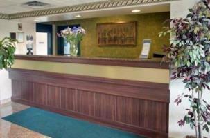 Hotel Comfort Suites Downtown