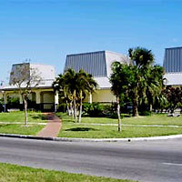 **royal Islander Hotel**