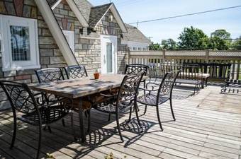 Bed & Breakfast Le Chateau D'acadie