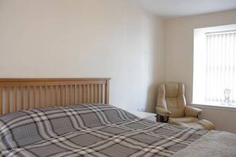 Apartment 8, The Granary