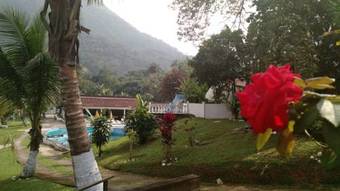 Bed & Breakfast Pousada Berro D' Agua