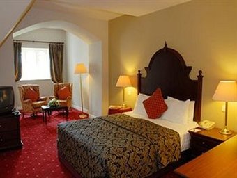 Tortworth Court Four Pillars Hotel