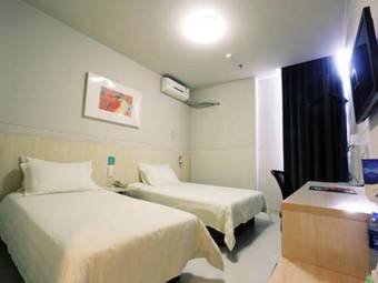 Hotel Jinjiang Inn Langfang Pedestrian Street