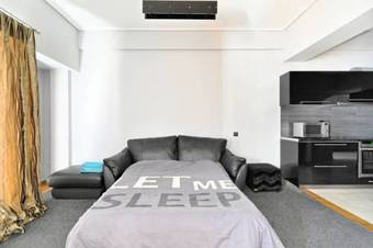 Kallithea Three-bedroom Apartment