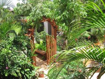 Roatan Backpackers' Hostel