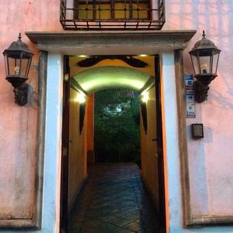 Bed & Breakfast La Casa Rosada