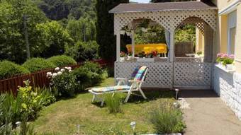 Hostal Vir�gos Vend�gh�z