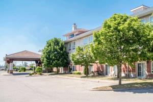 Hotel Comfort Inn & Suites