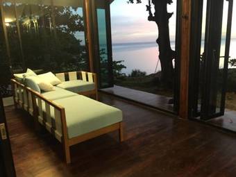 Anatta The Cliff House