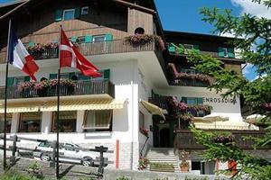 Hotel Sport Enrosadira