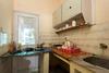 Hiatus' Doors (homestay)