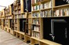 Hostal Caoji Book Inn Hostel