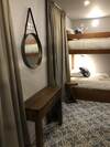 Hostal Royal Beach Hostel & Suites