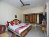 Oyo 15468 Hotel Sharda