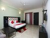 Hotel Oyo 27674 Dhairya Residency
