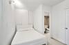 1 Bedroom +den Bay View Or620