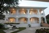Hotel Banlomnow