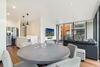 Smart Apartment In Elegant Suburb Close To City