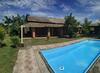 Casa de Campo Com Piscina Na Praia Em Mariscal-sc - Um Ref�gio