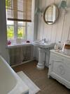 Hostal Le Petit Chateau