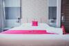 Hostal Reddoorz Plus Near Pantai Coastarina 2