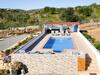 Cerro Do Lobo Villa Sleeps 8 With Pool Air Con And Wifi