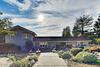 Mountain-view Vineyard Cottage - Private Hot Tub Cottage
