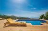 Four-bedroom Holiday Home In Lukovo