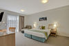 Aparthotel Quality Suites Pioneer Sands