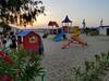 Beach Veranda Home, Gjiri I Lalzit