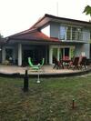 Megtart-lak Villa