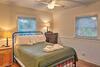 Cute And Cozy Hendersonville Getaway With Yard!