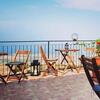 Hostal Perla Del Borgo Bed And Breakfast