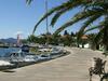 Spacious Apartment With Terrace Near The Beach