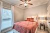 Dreamy Prairieville Townhome With Deck And Yard!