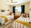 Cozy Bay Cottage Private Yard Blocks From Beach!