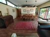 Fant�stica Vivienda Con Amplio Jard�n Y Piscina