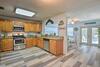 Bright Ruskin Home Less Than 2 Mi To Beach And Marina!