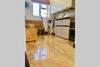Amazing Holiday Home, Balcony, Pool & Refurbished