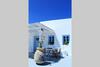 Villa Lodras' House, Genuine Santorini Experience