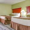 Hotel Alexis Inn & Suites