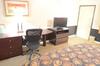 Motel Budget Host Inn & Suites